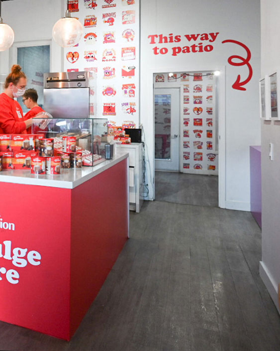 Nestle Carnation Melt Therapy -Interior graphics by Filip Jansky